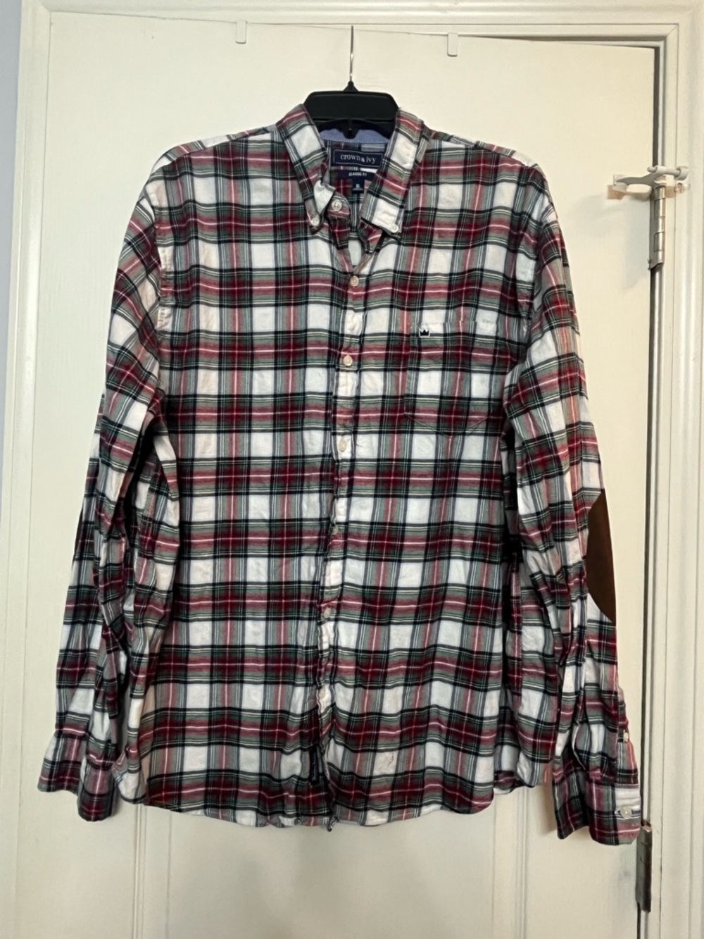 Crown & Ivy Men’s White and Red Plaid Button-Down Shirt with Elbow Patches